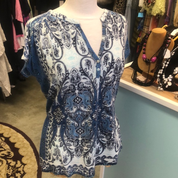 Lucky Brand Tops - Lucky Brand Cotton Blue Pattern Cap Slv Top Size M